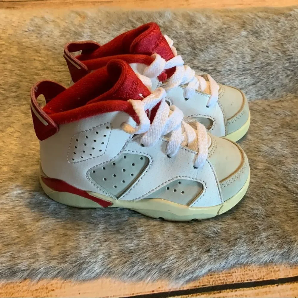 Nike Kids Air Jordan 6 Retro Red Shoes Size 6C